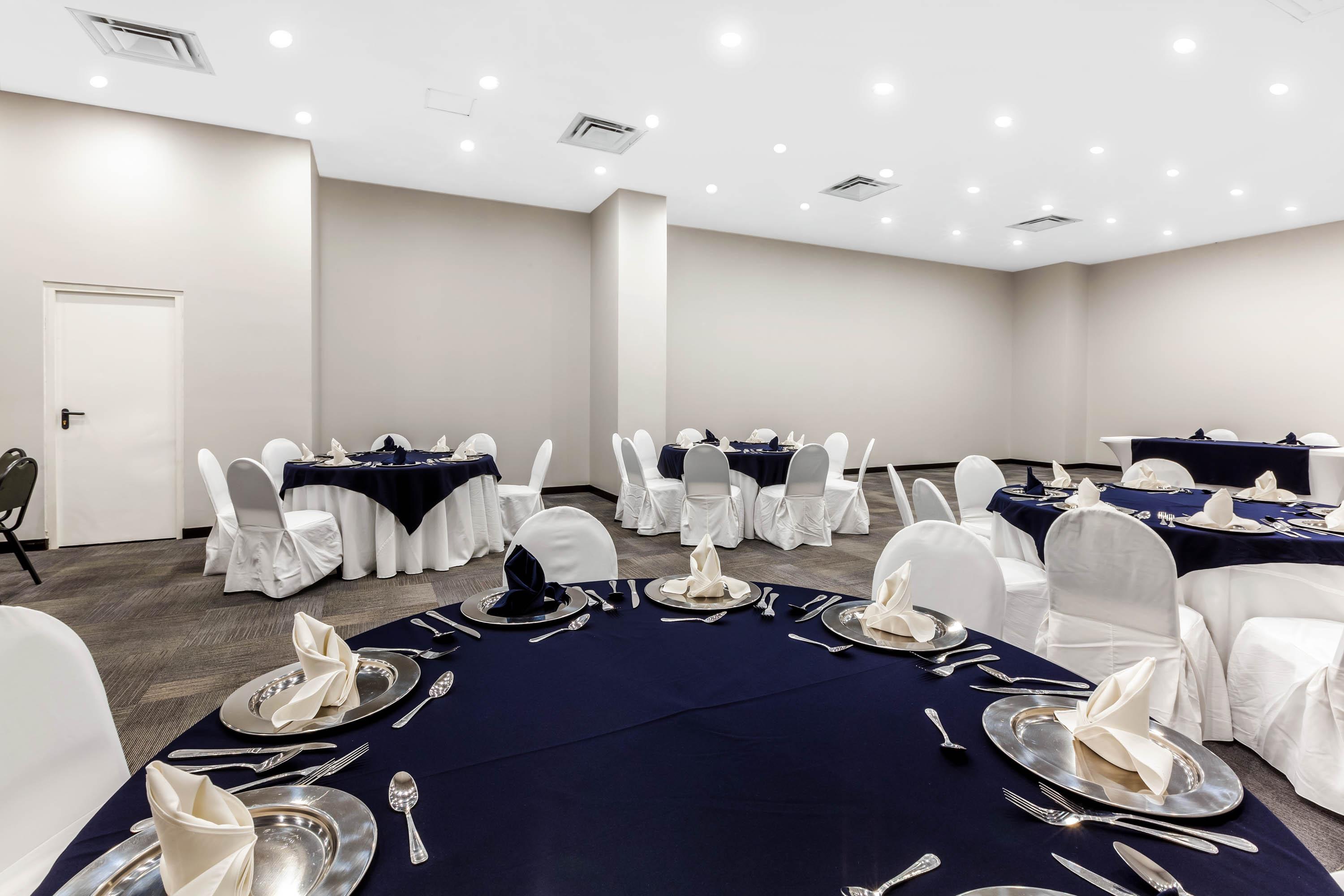 Chn Hotel Monterrey Aeropuerto, Trademark By Wyndham Apodaca Ngoại thất bức ảnh
