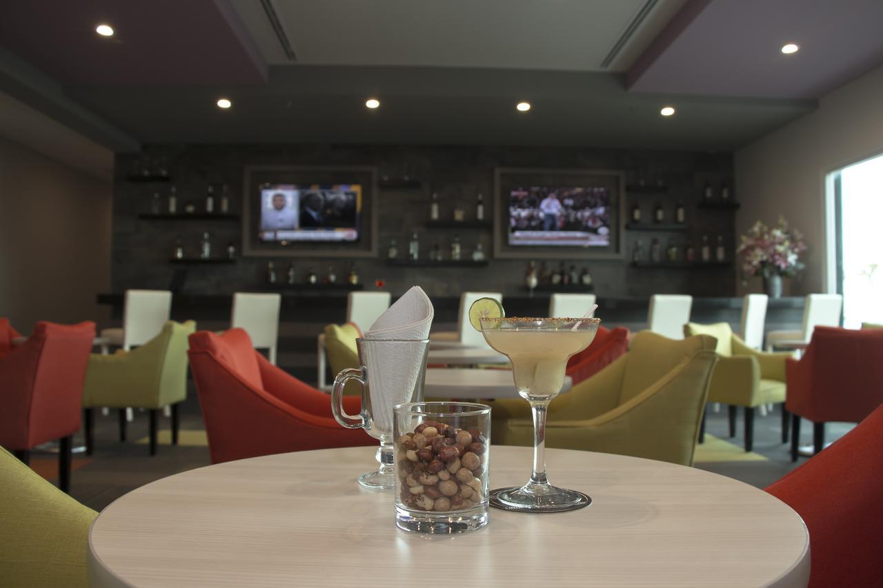 Chn Hotel Monterrey Aeropuerto, Trademark By Wyndham Apodaca Ngoại thất bức ảnh