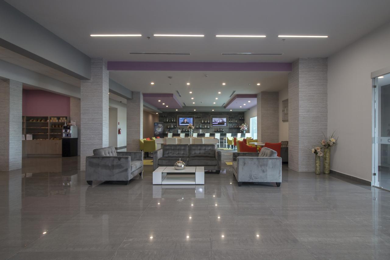 Chn Hotel Monterrey Aeropuerto, Trademark By Wyndham Apodaca Ngoại thất bức ảnh