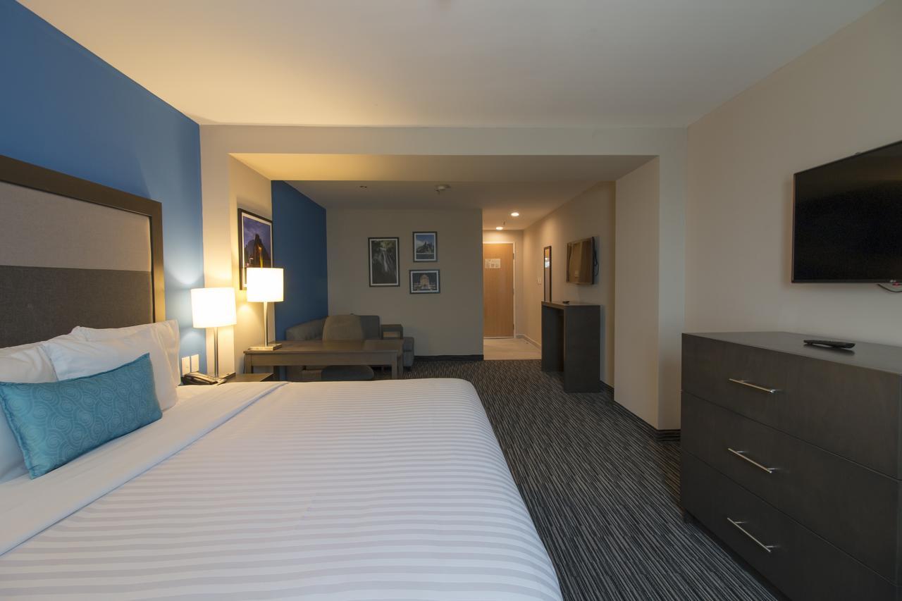 Chn Hotel Monterrey Aeropuerto, Trademark By Wyndham Apodaca Ngoại thất bức ảnh