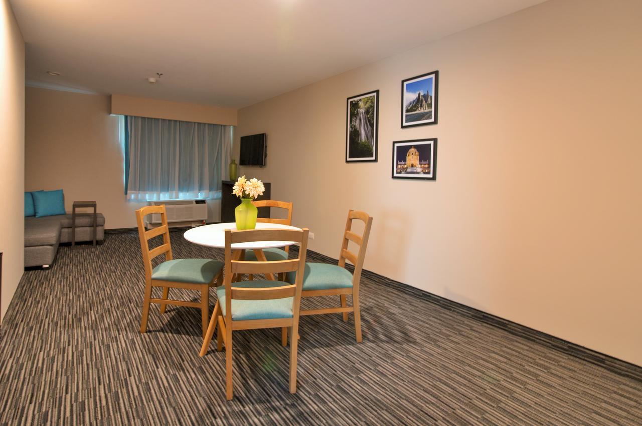 Chn Hotel Monterrey Aeropuerto, Trademark By Wyndham Apodaca Ngoại thất bức ảnh